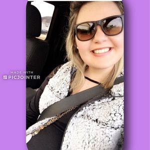 Meet your Posher, Lexie